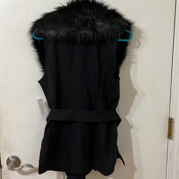 Chico’s Faux-Fur Pointe Vest Suze: 0 (4-6S) - Picture 8 of 10
